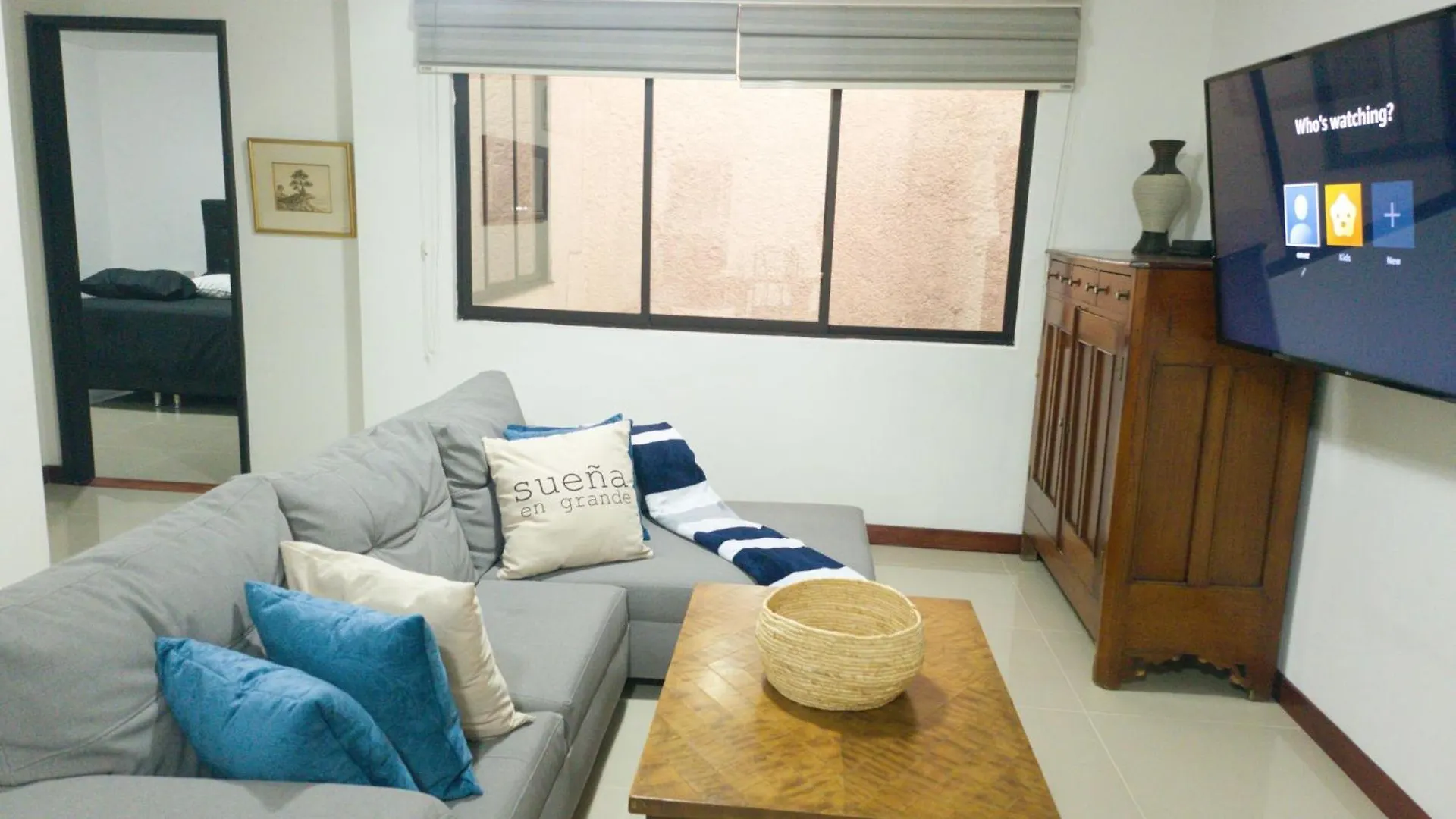 Center City Flats - Apartments In El Poblado Near Park Lleras, Medellin! 0*, Medellin Colombia