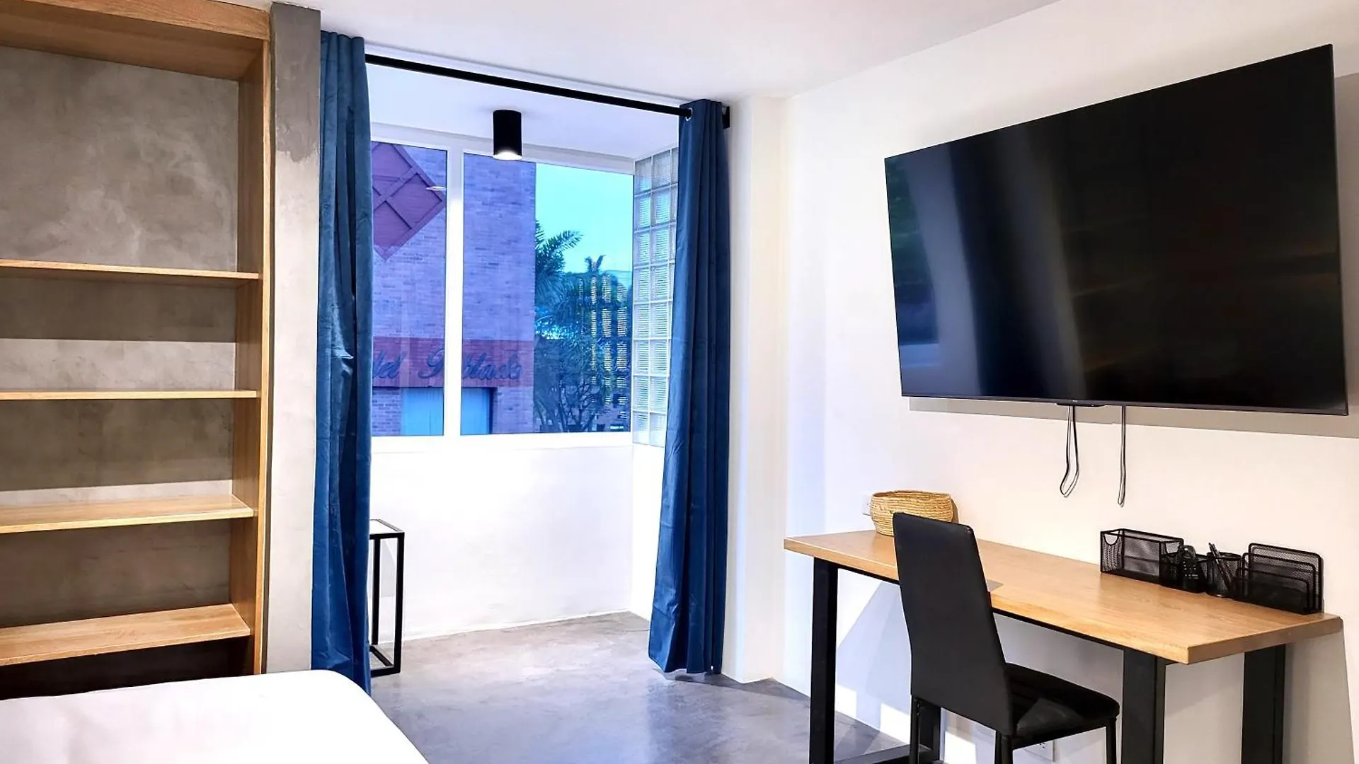 Center City Flats - Apartments In El Poblado Near Park Lleras, Medellin! Medellin