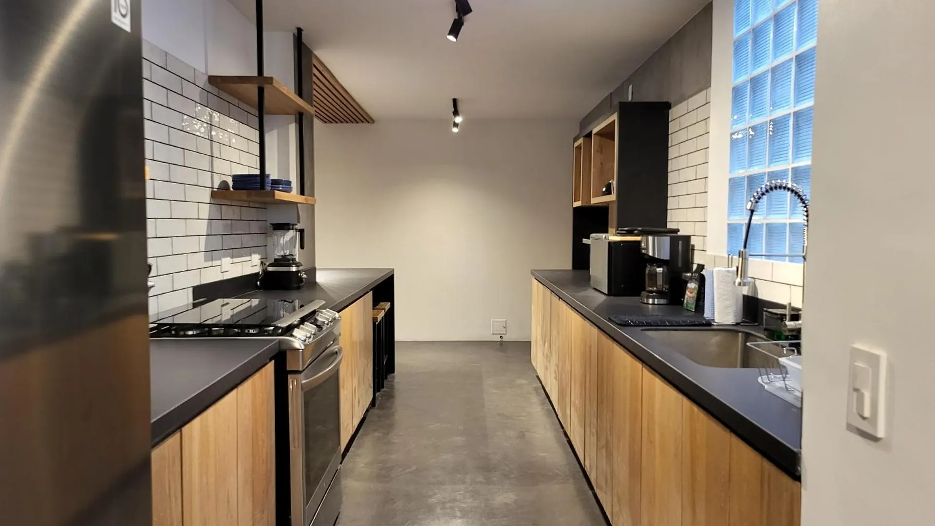 Center City Flats - Apartments In El Poblado Near Park Lleras, Medellin!