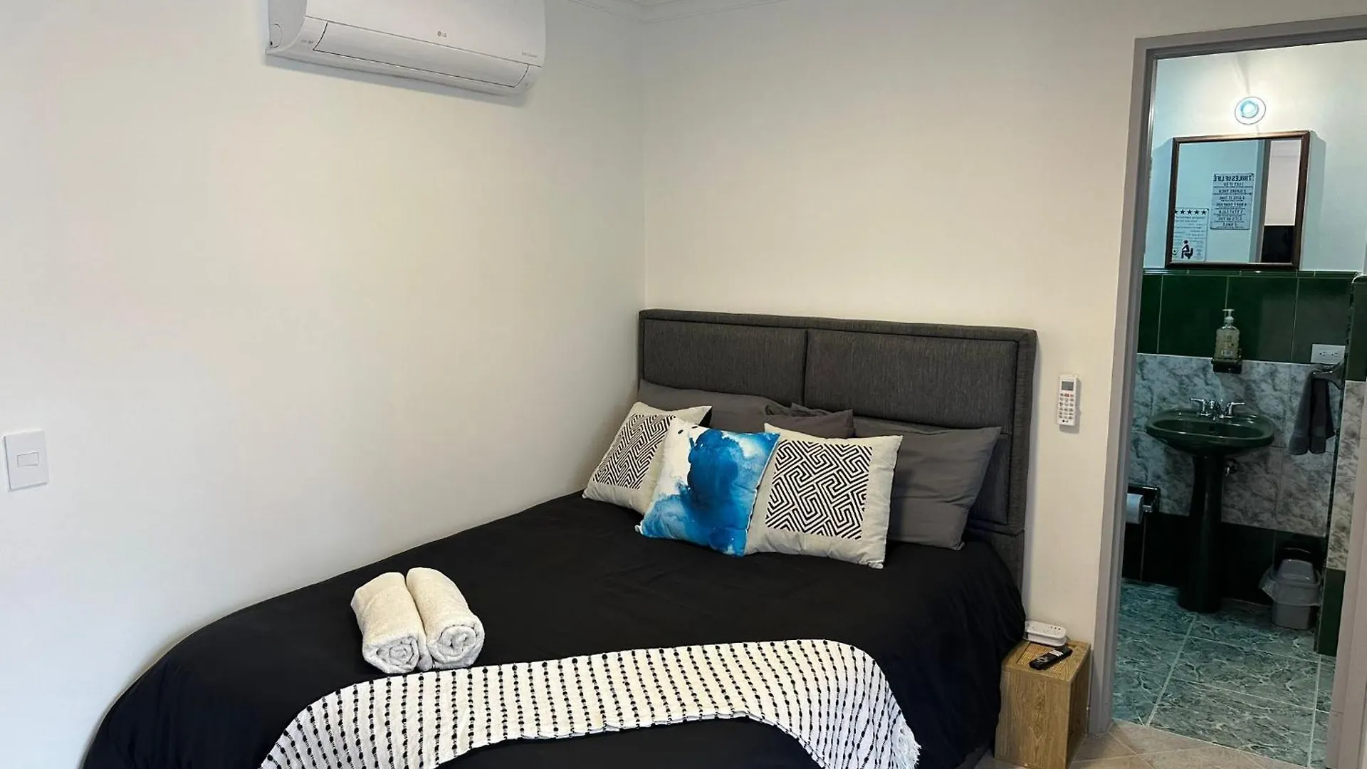 Center City Flats - Apartments In El Poblado Near Park Lleras, Medellin! Medellin